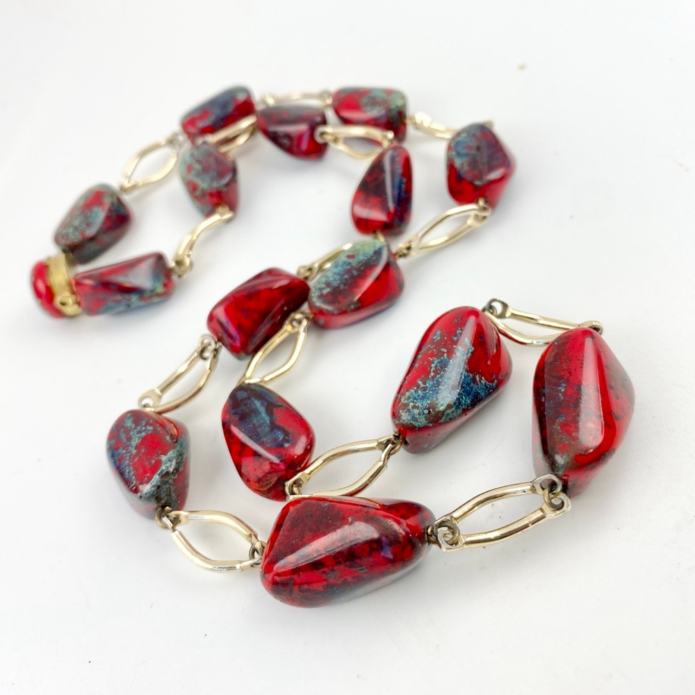 Vintage Art Deco Red & Blue Czech Picasso Glass Beaded Necklace, Gold Tone.